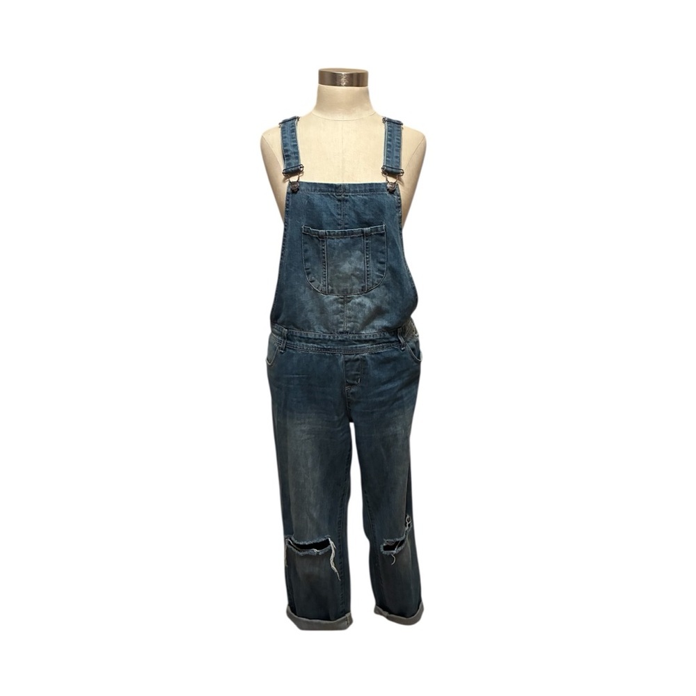 Lulu's  distressed denim overalls - Picture 10 of 11